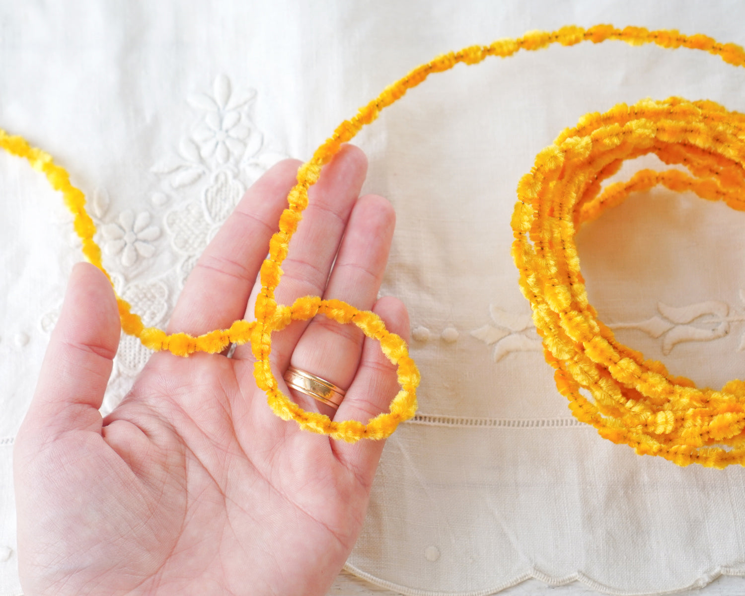 Caterpillar Bump Chenille - Vintage Harvest Gold Crushed Velvet Wired Trim, 3 Yds.