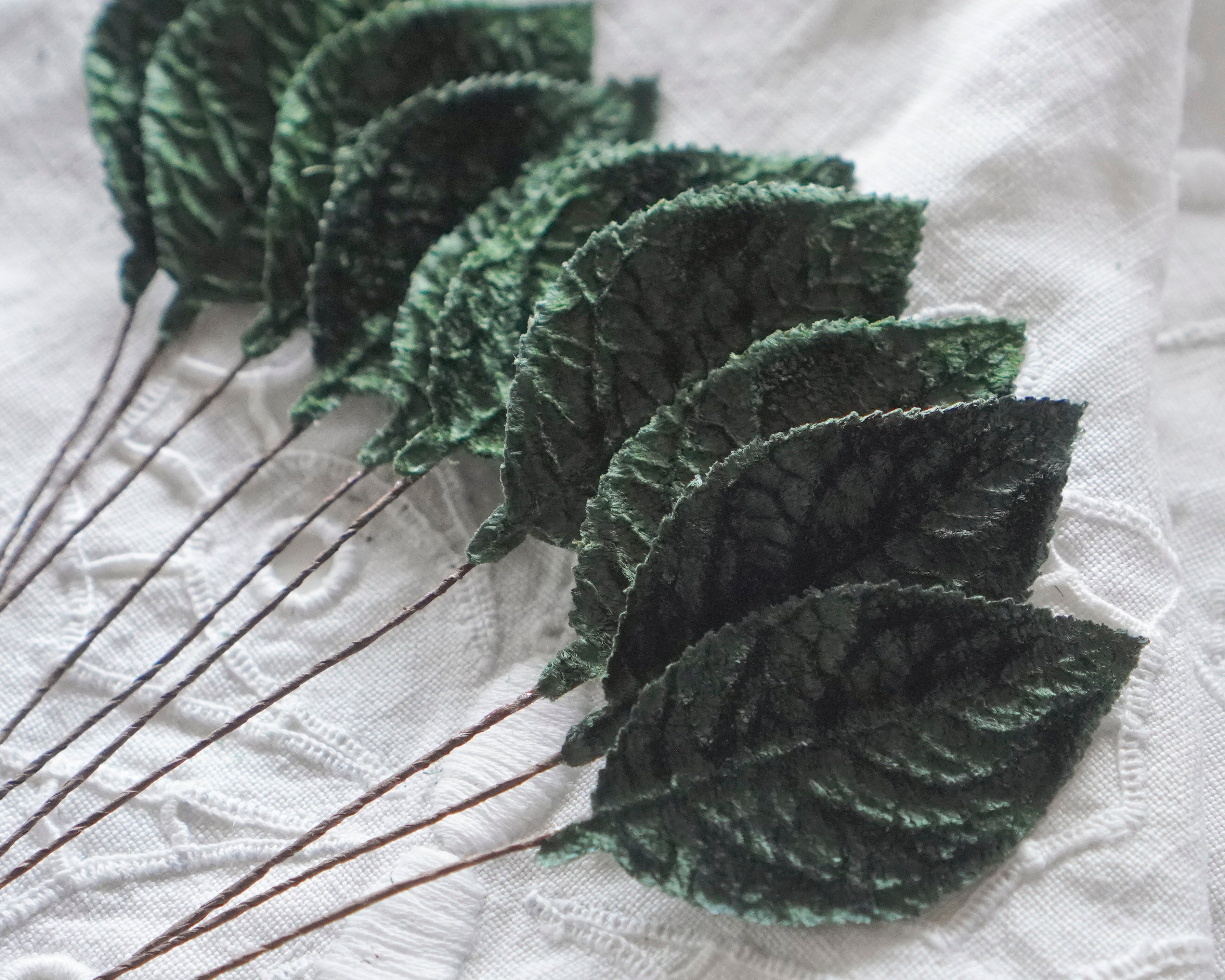 Dark Forest Green Velvet Leaves, Medium, 10 Pcs.