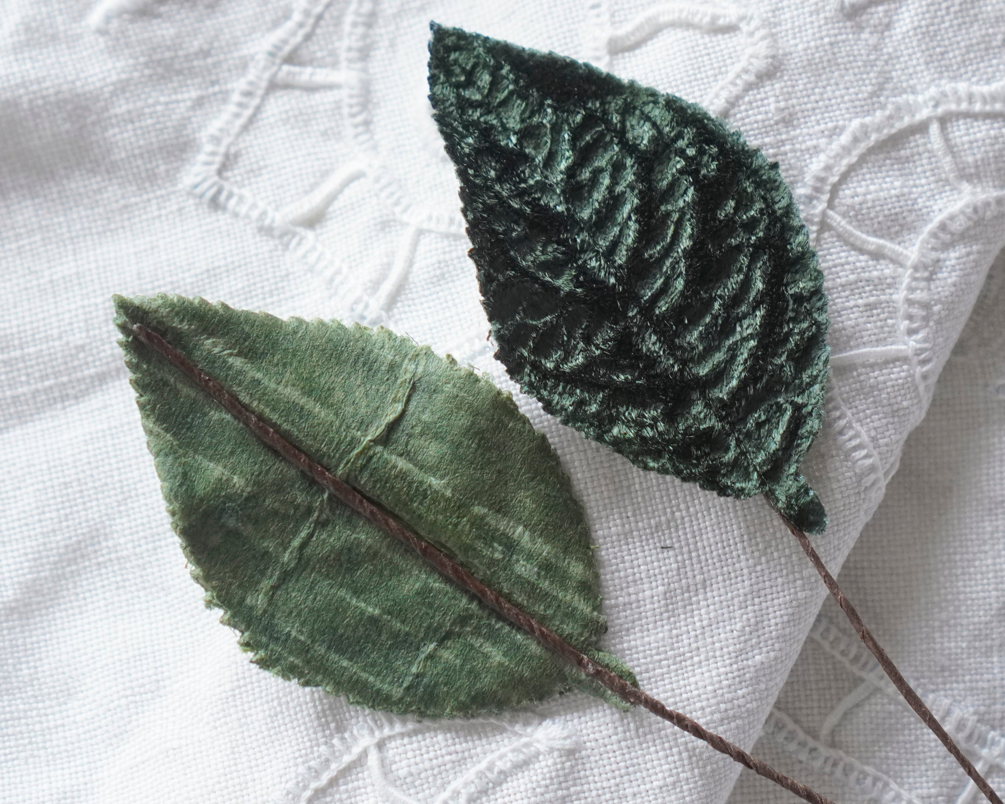 Dark Forest Green Velvet Leaves, Medium, 10 Pcs.