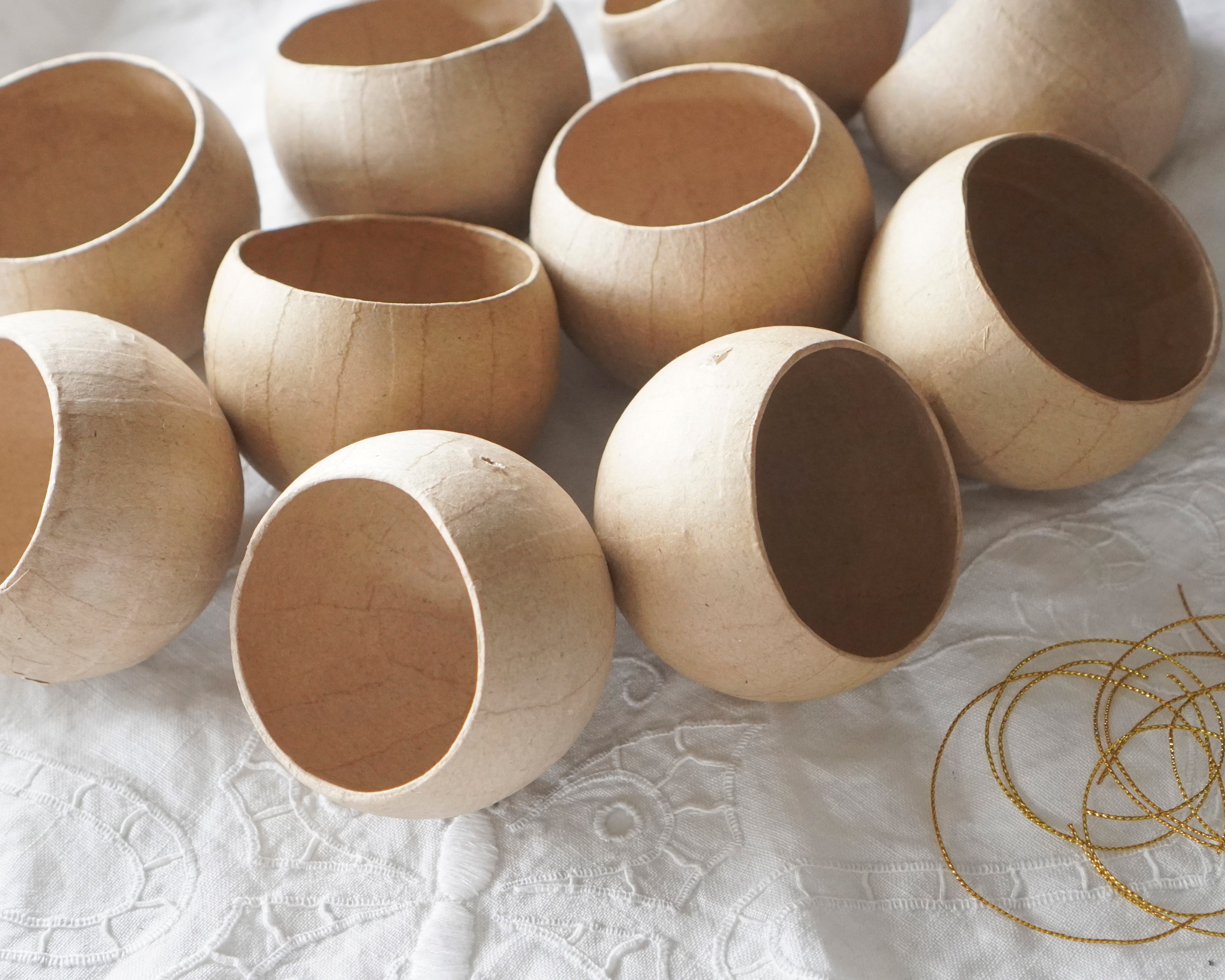 Flaw: Diorama Ornaments - No Hanging Loops, 10 Pcs.