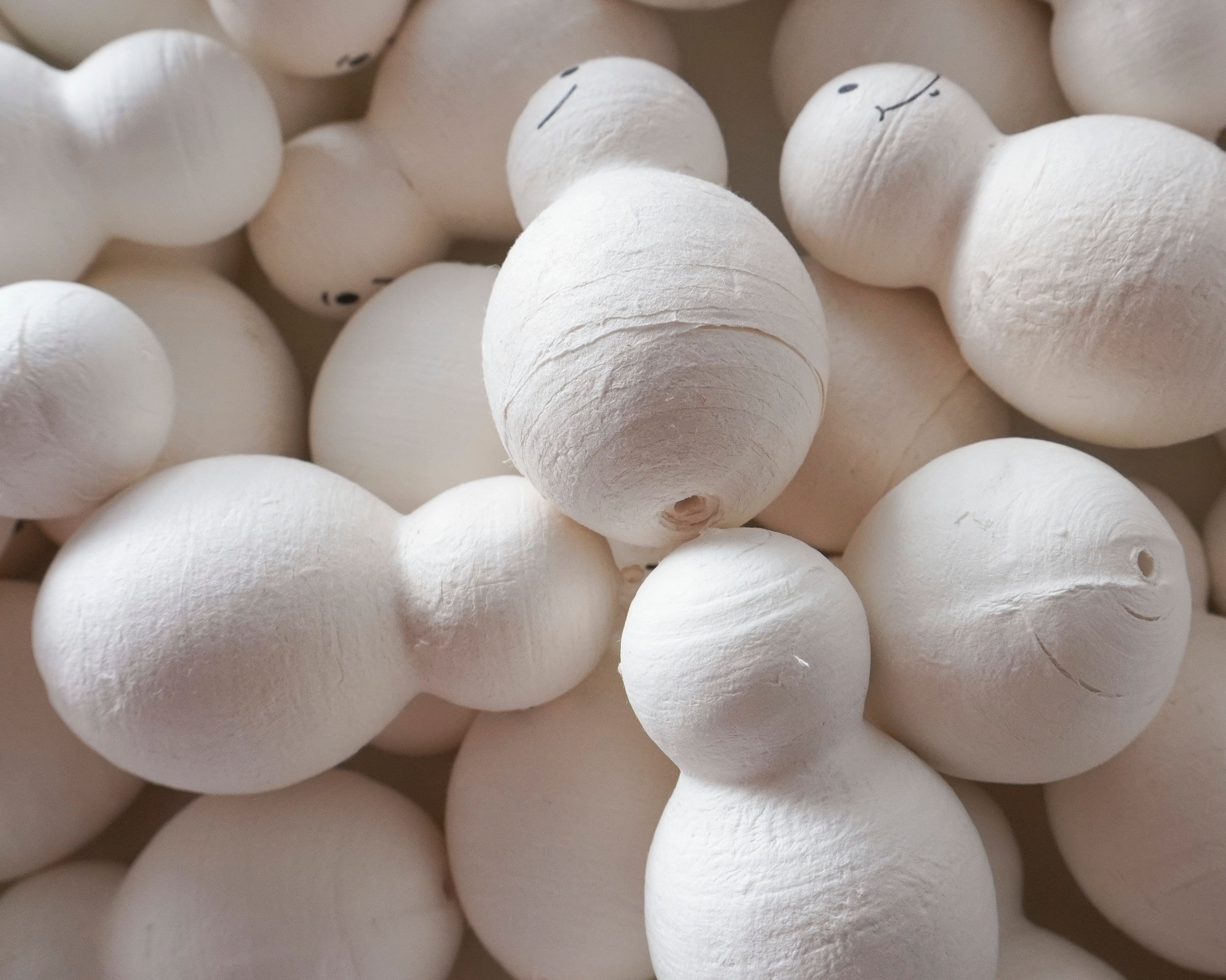 B-Grade Spun Cotton Snowmen - Factory Flaw 20 Pcs.