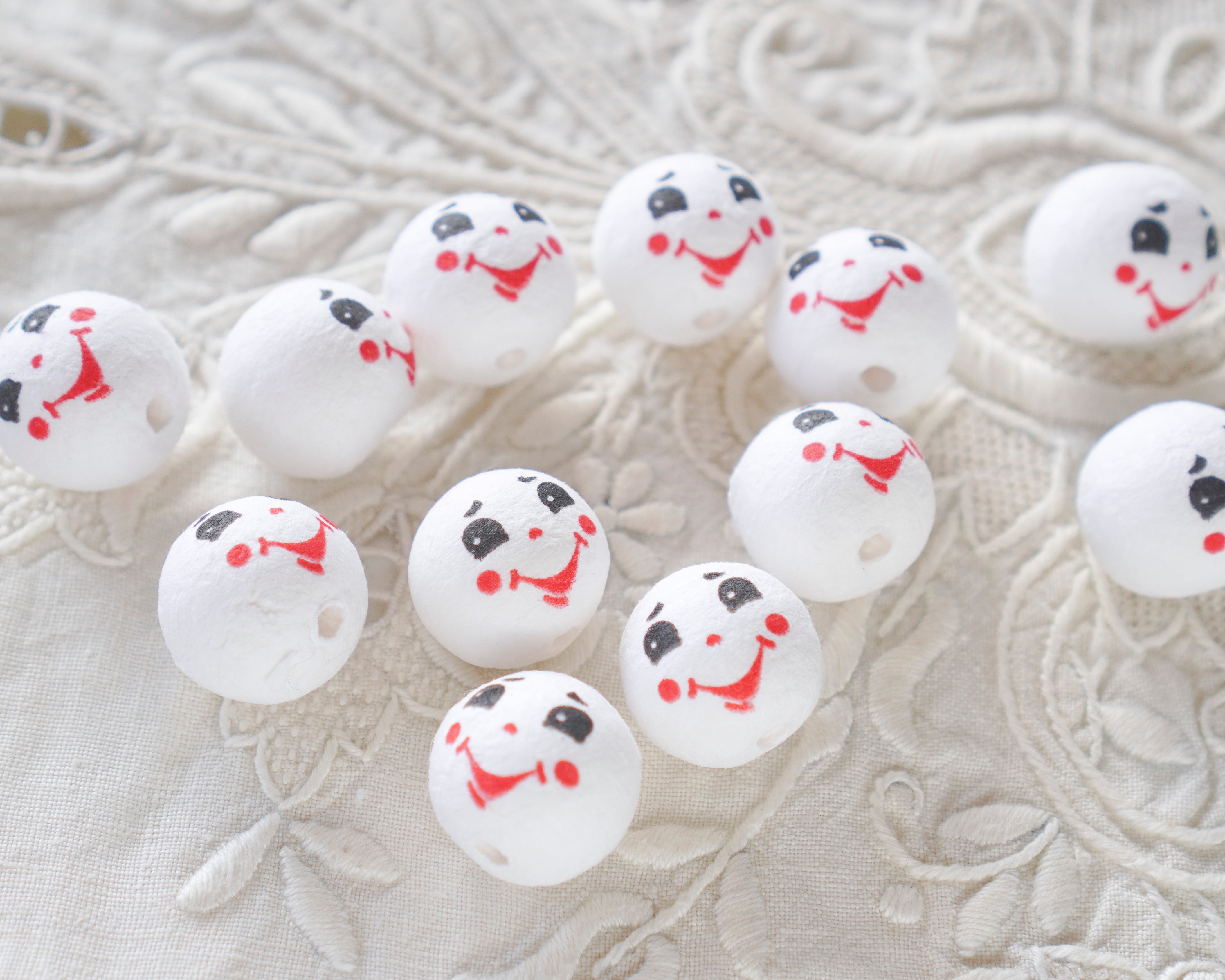 Spun Cotton Heads: FROSTY - 18mm Vintage-Style Jolly Snowman Heads with Faces, 12 Pcs.