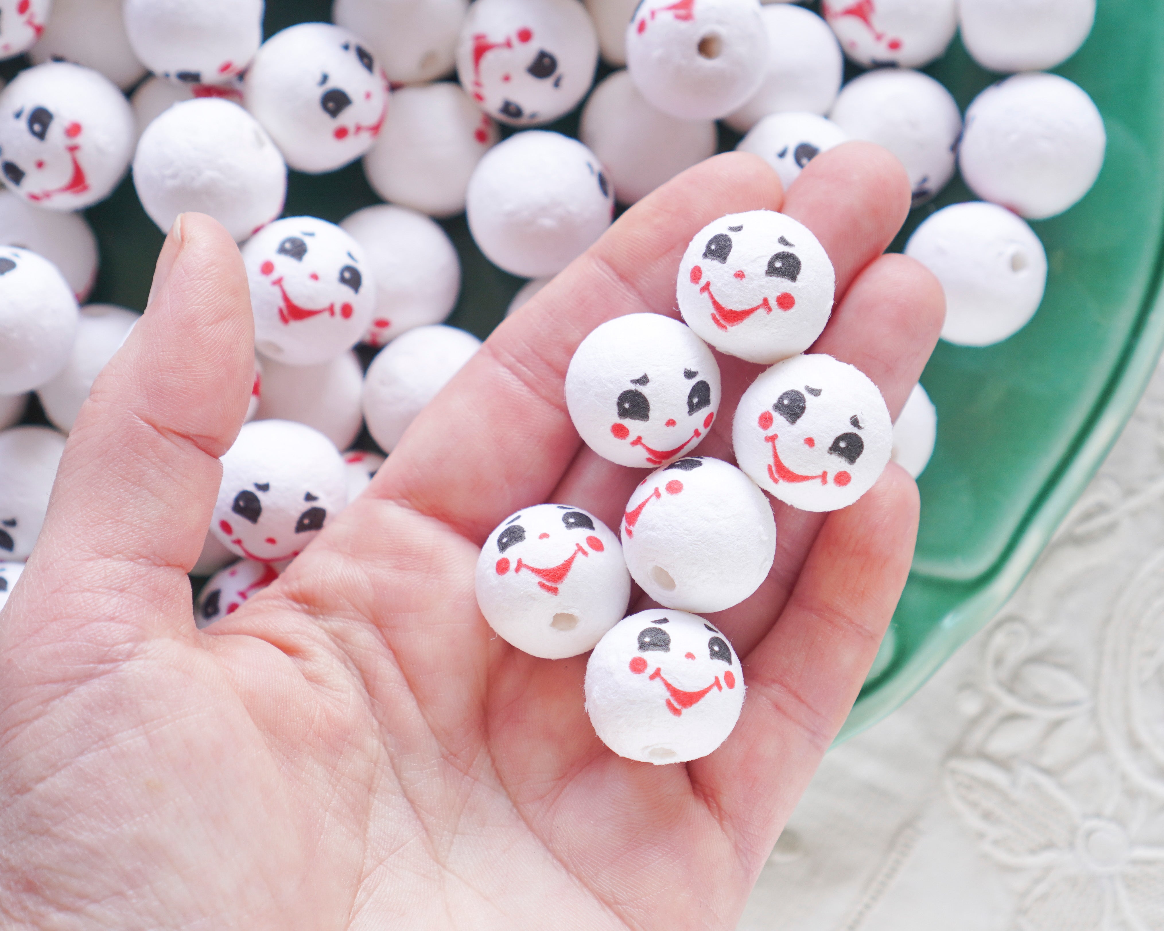 Spun Cotton Heads: FROSTY - 18mm Vintage-Style Jolly Snowman Heads with Faces, 12 Pcs.