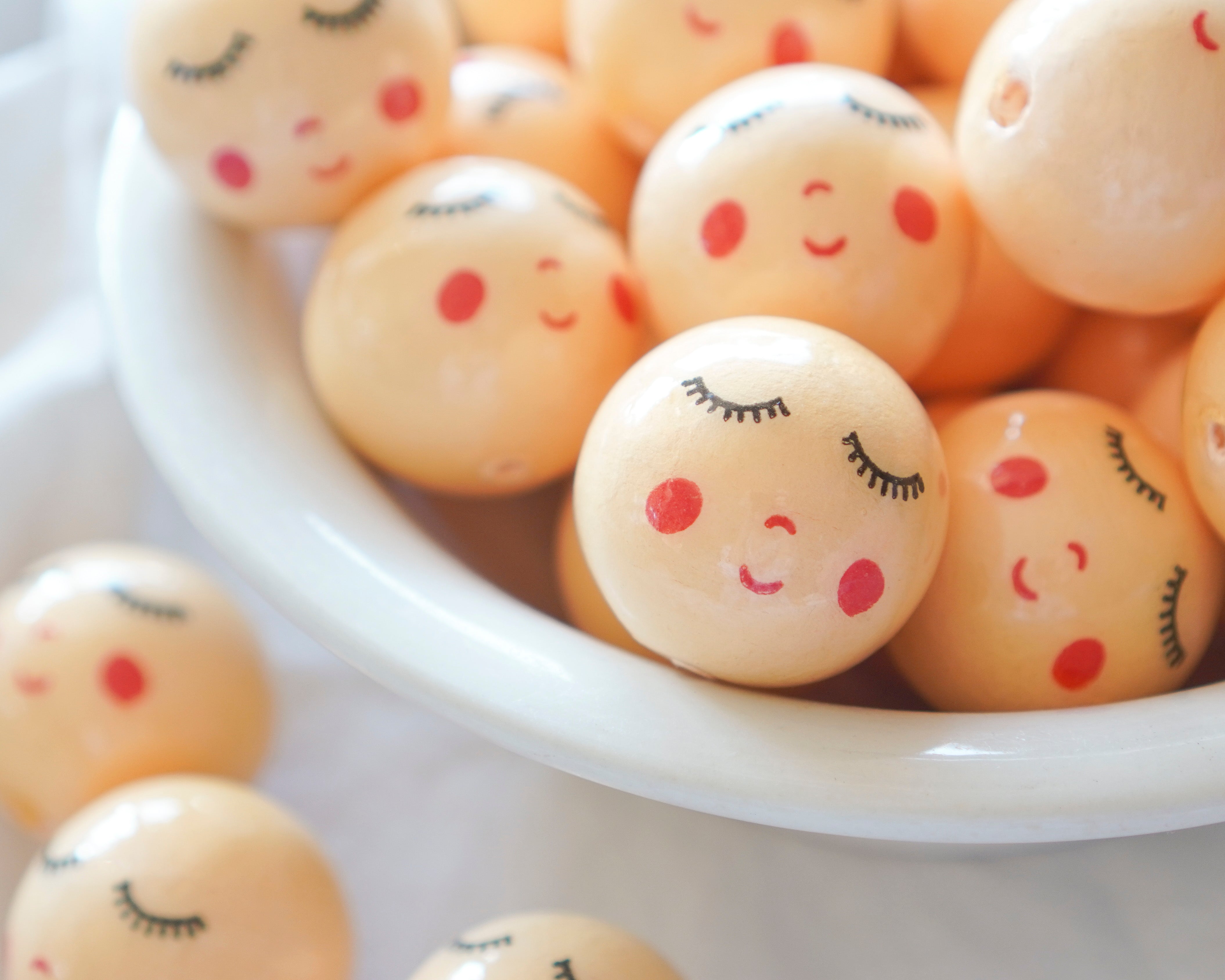 40mm Lacquered Doll Heads: SWEET ANGEL, Pale Yellow, 6 Pcs.