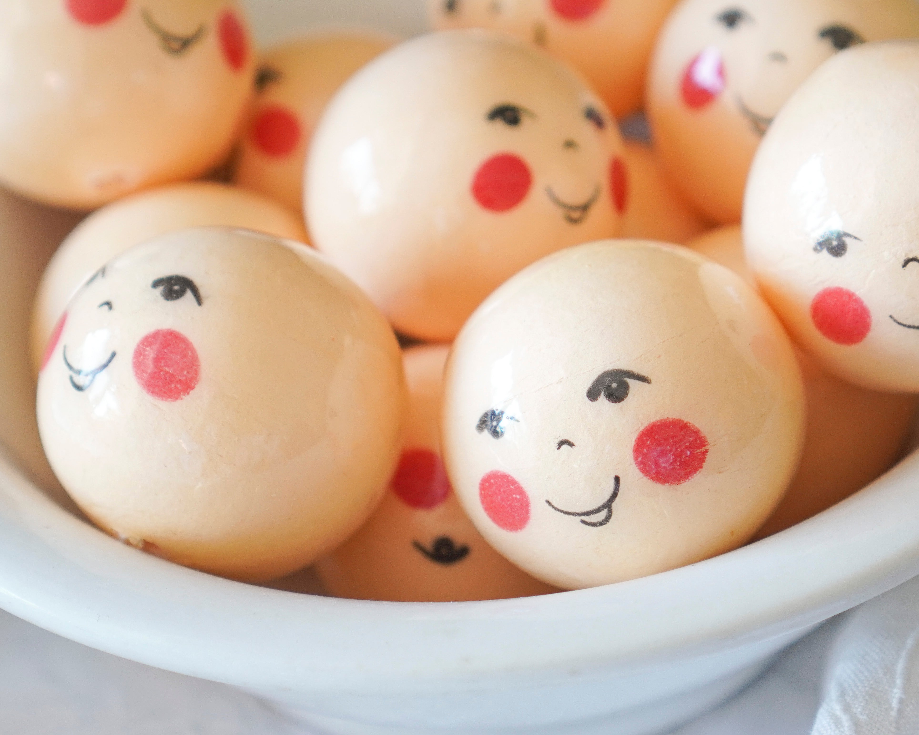 50mm Lacquered Doll Heads: FOLK DOLL, Pale Yellow, 6 Pcs.