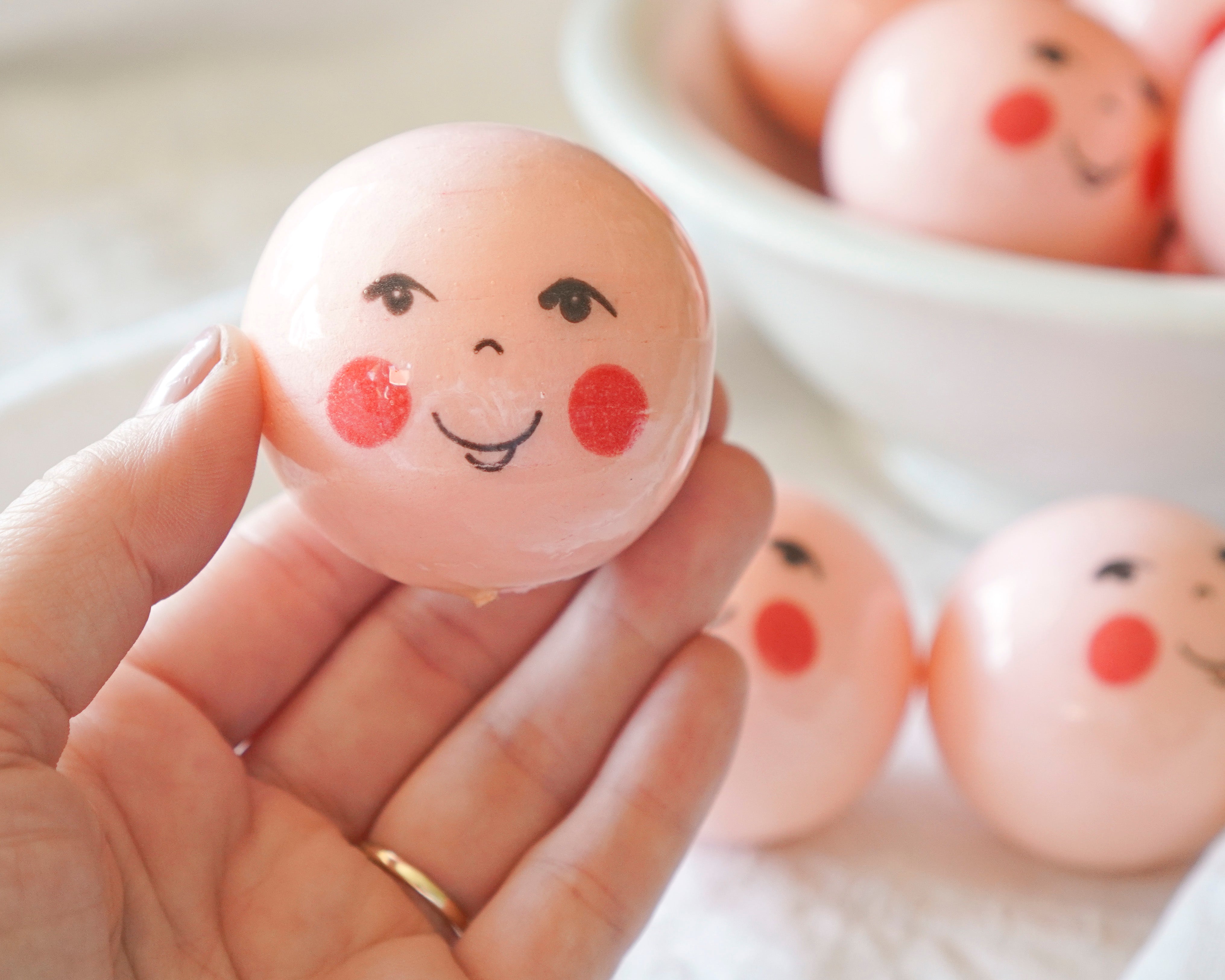 50mm Lacquered Doll Heads: FOLK DOLL, Pink, 6 Pcs.