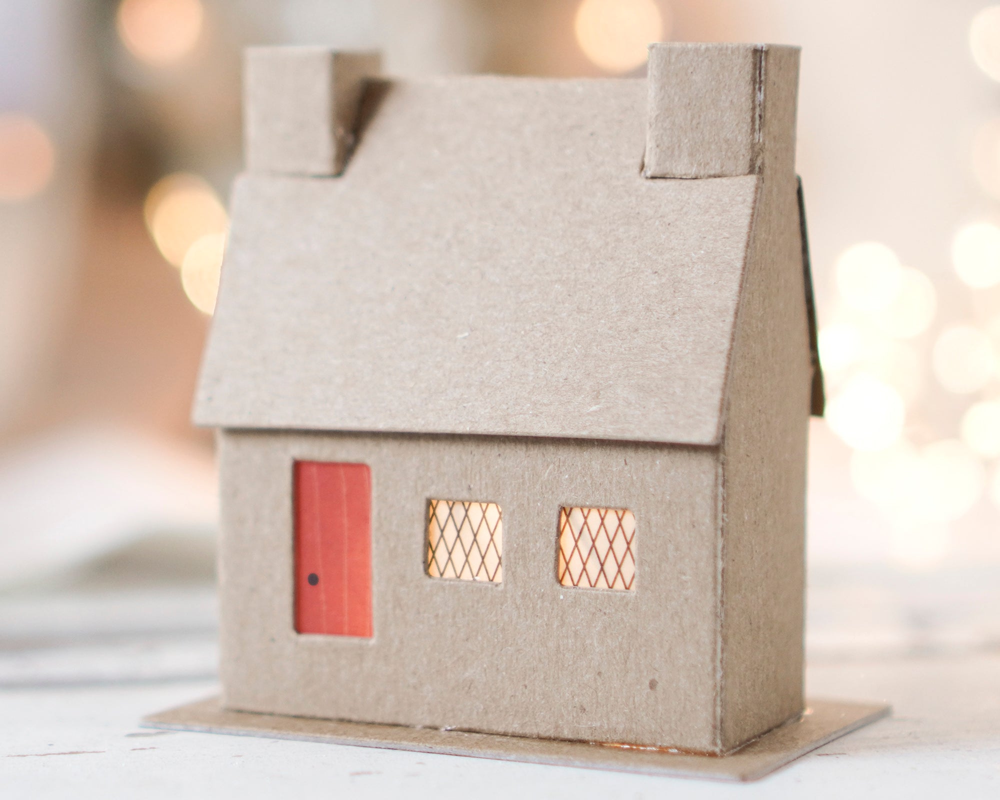 DIY Putz House - Flat Pack Chipboard COASTAL COTTAGE Kit