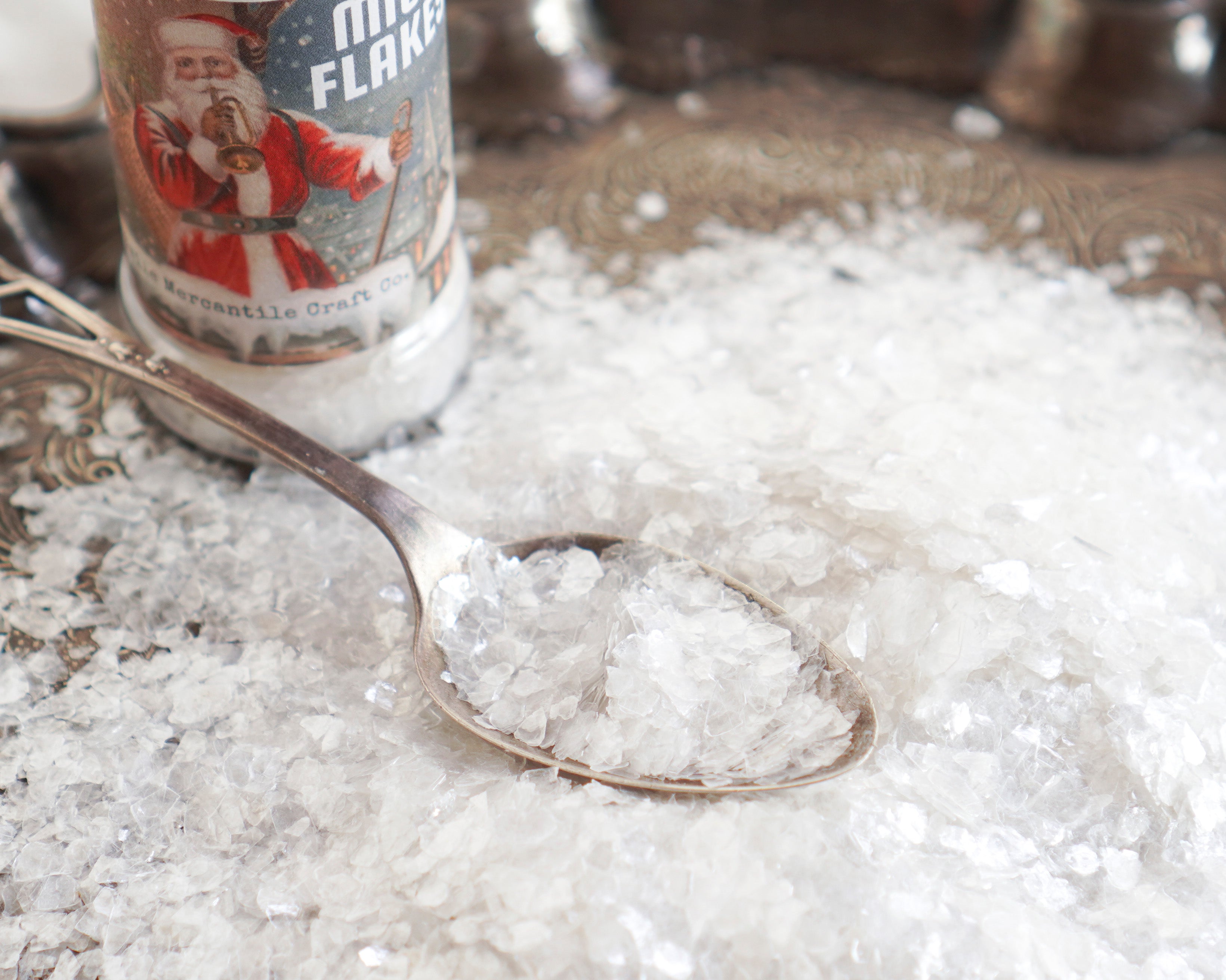 Mica Flakes - Translucent White Christmas Snow, 1 Oz.