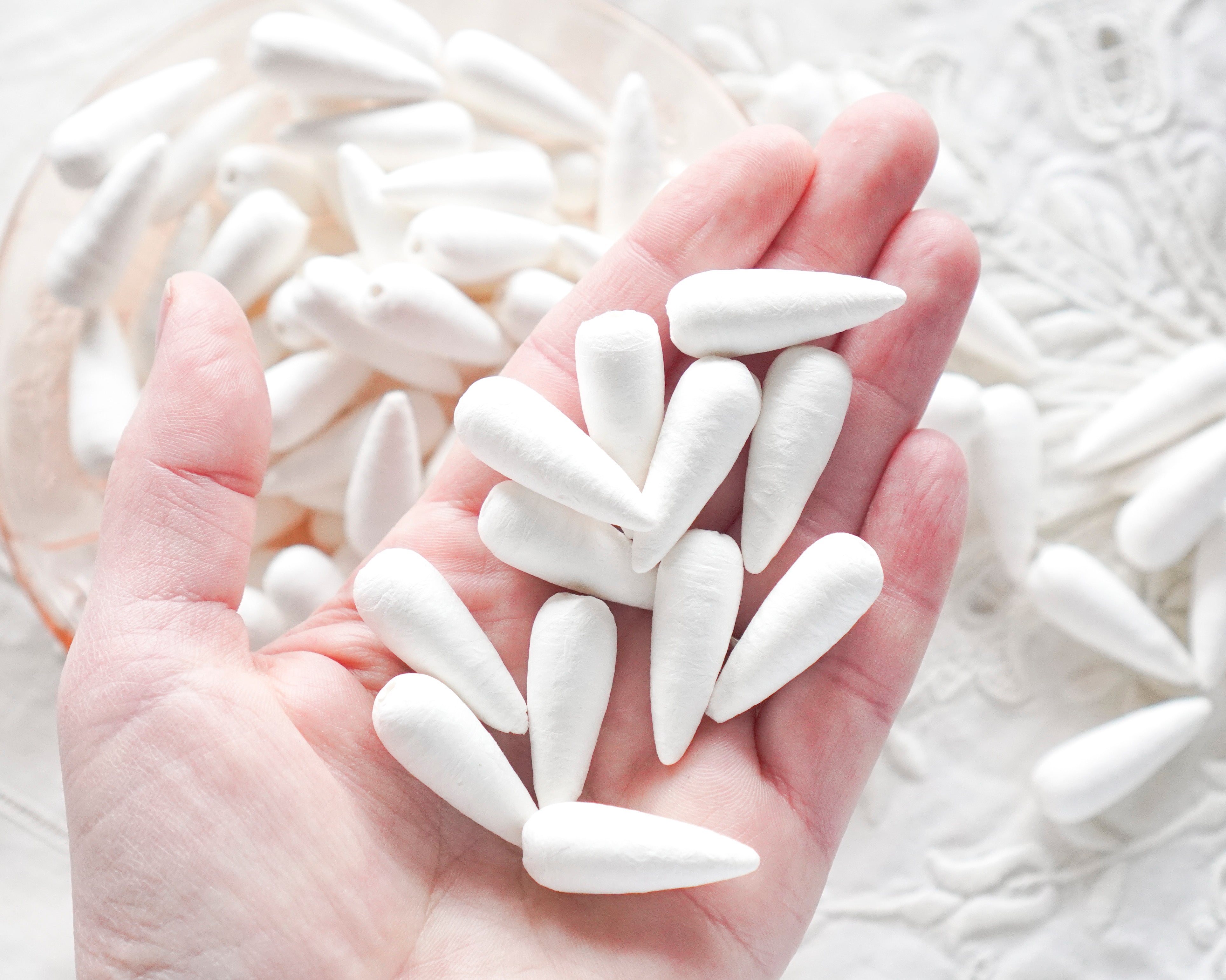 Mini Spun Cotton Carrots - 28mm Vintage-Style Craft Shapes, 12 Pcs.