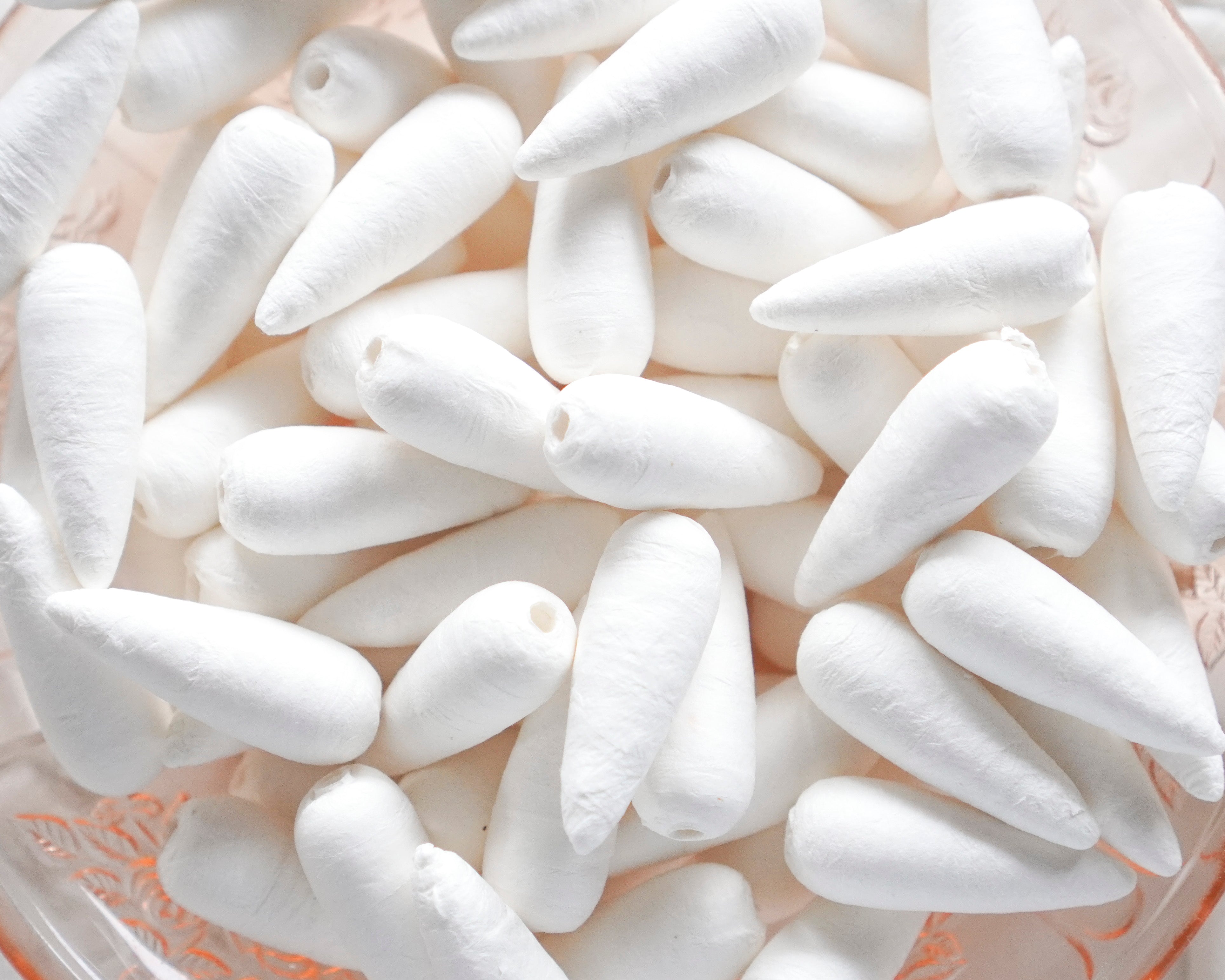 Mini Spun Cotton Carrots - 28mm Vintage-Style Craft Shapes, 12 Pcs.