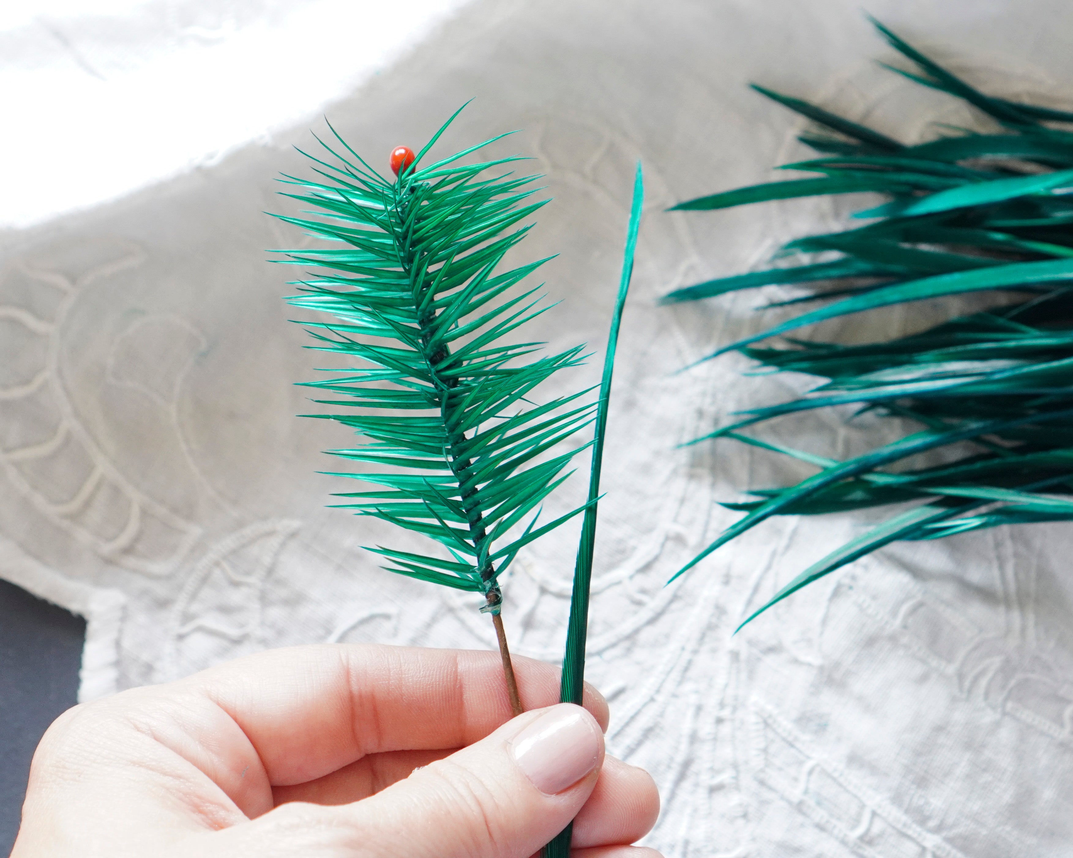 Goose Biots - Peacock Green Dyed Goose Feathers, 75 Pcs.