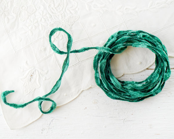 Mini Bump Chenille - Vintage Emerald Green Crushed Velvet Wired Trim, 3 Yds.