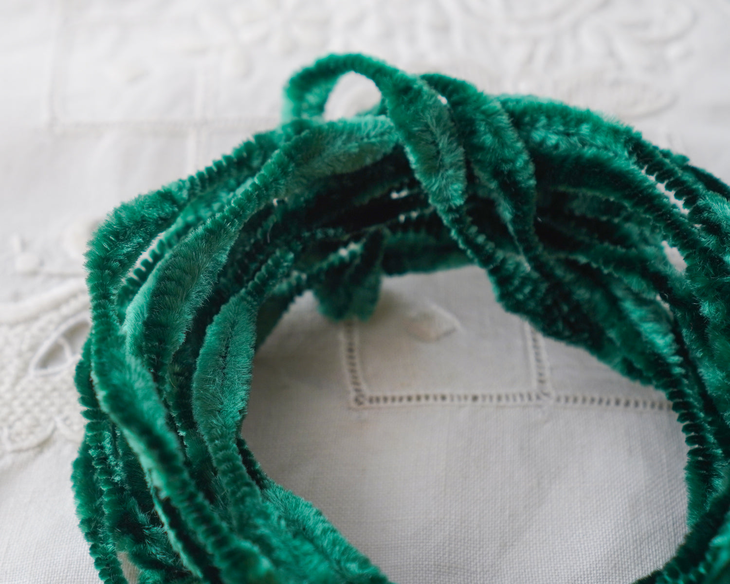 Mini Bump Chenille - Vintage Emerald Green Crushed Velvet Wired Trim, 3 Yds.