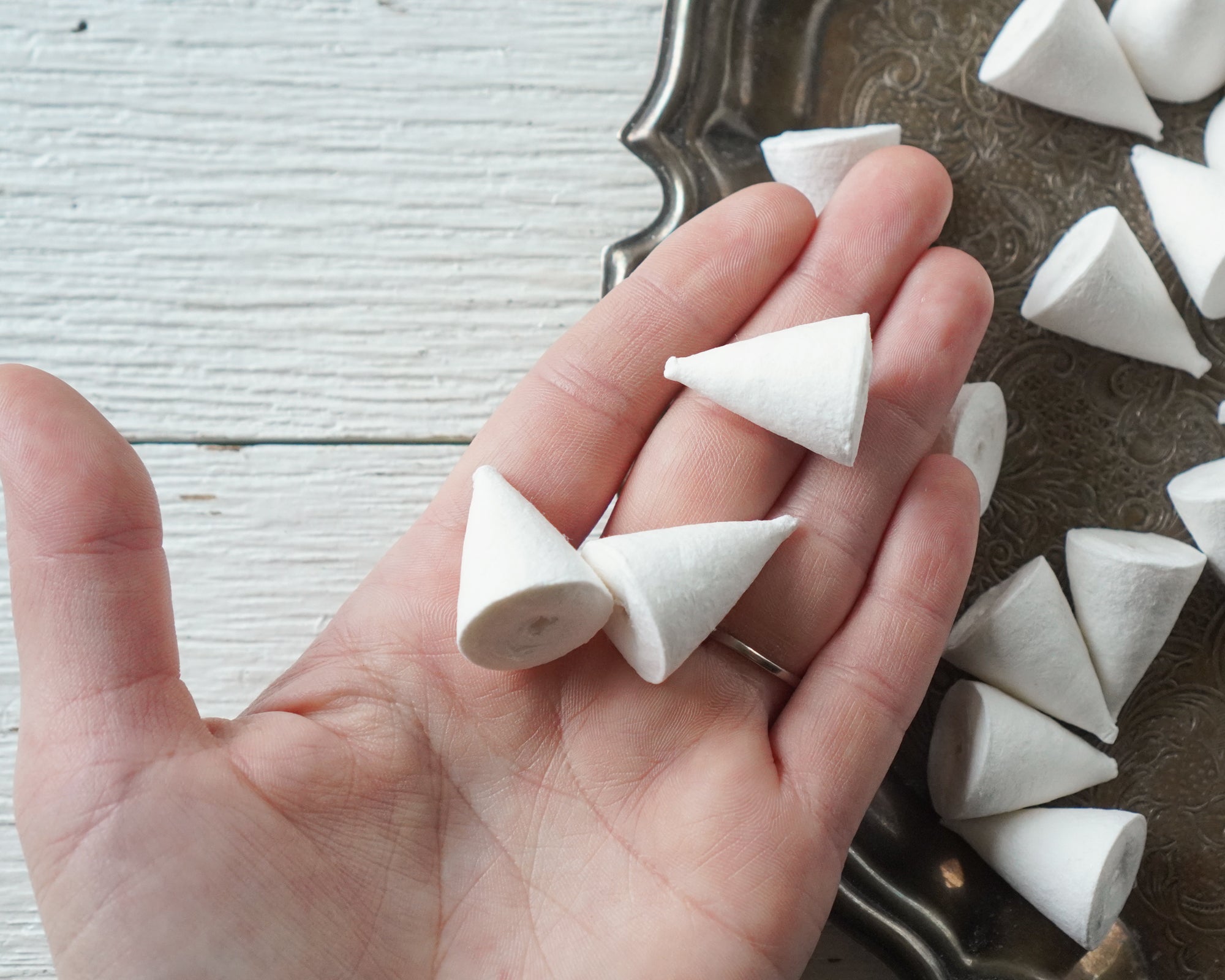 Spun Cotton Cones - 25mm Cone Craft Shapes, 12 Pcs.