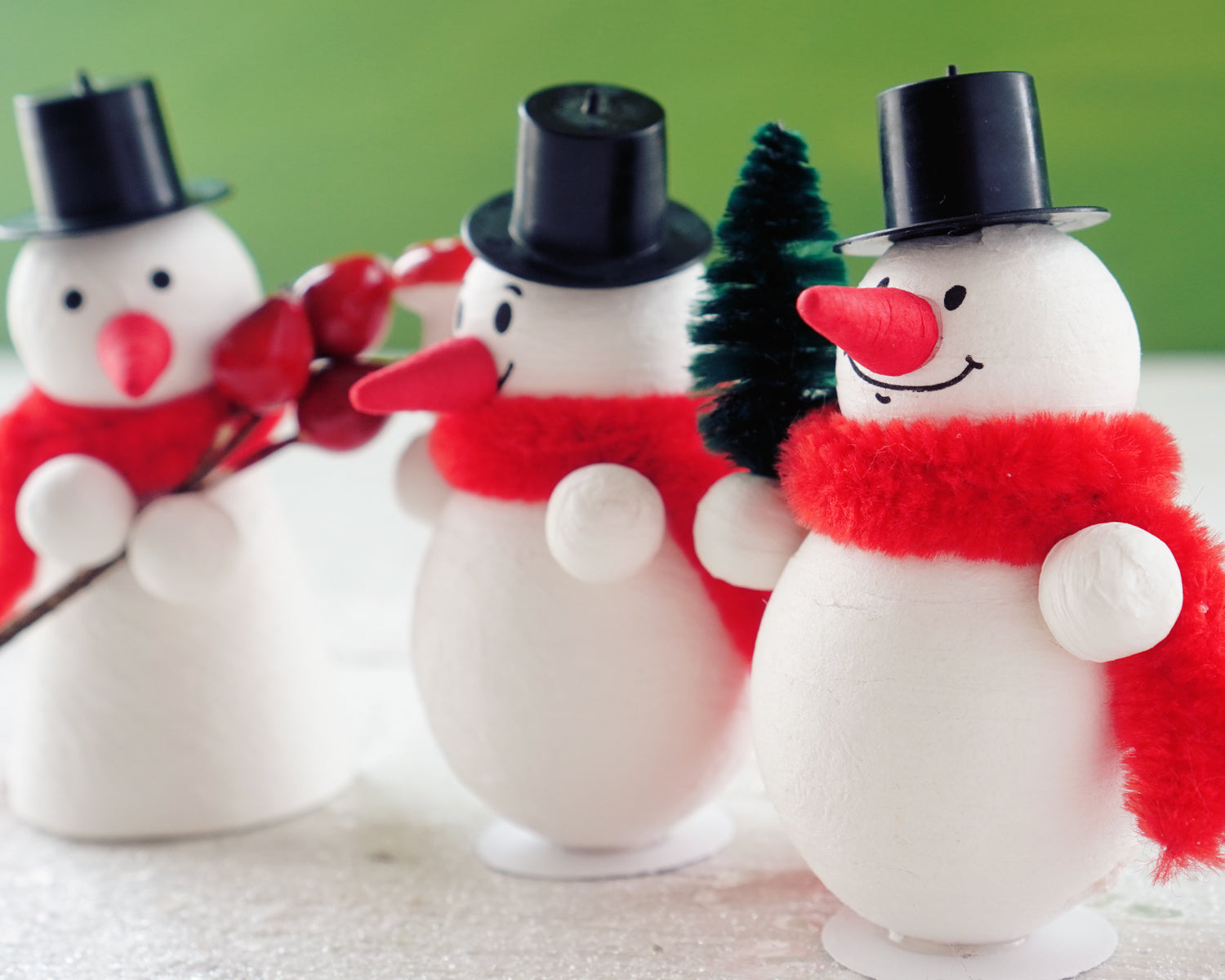 Snowman Craft Kit - DIY Spun Cotton Snowmen Christmas Decorations