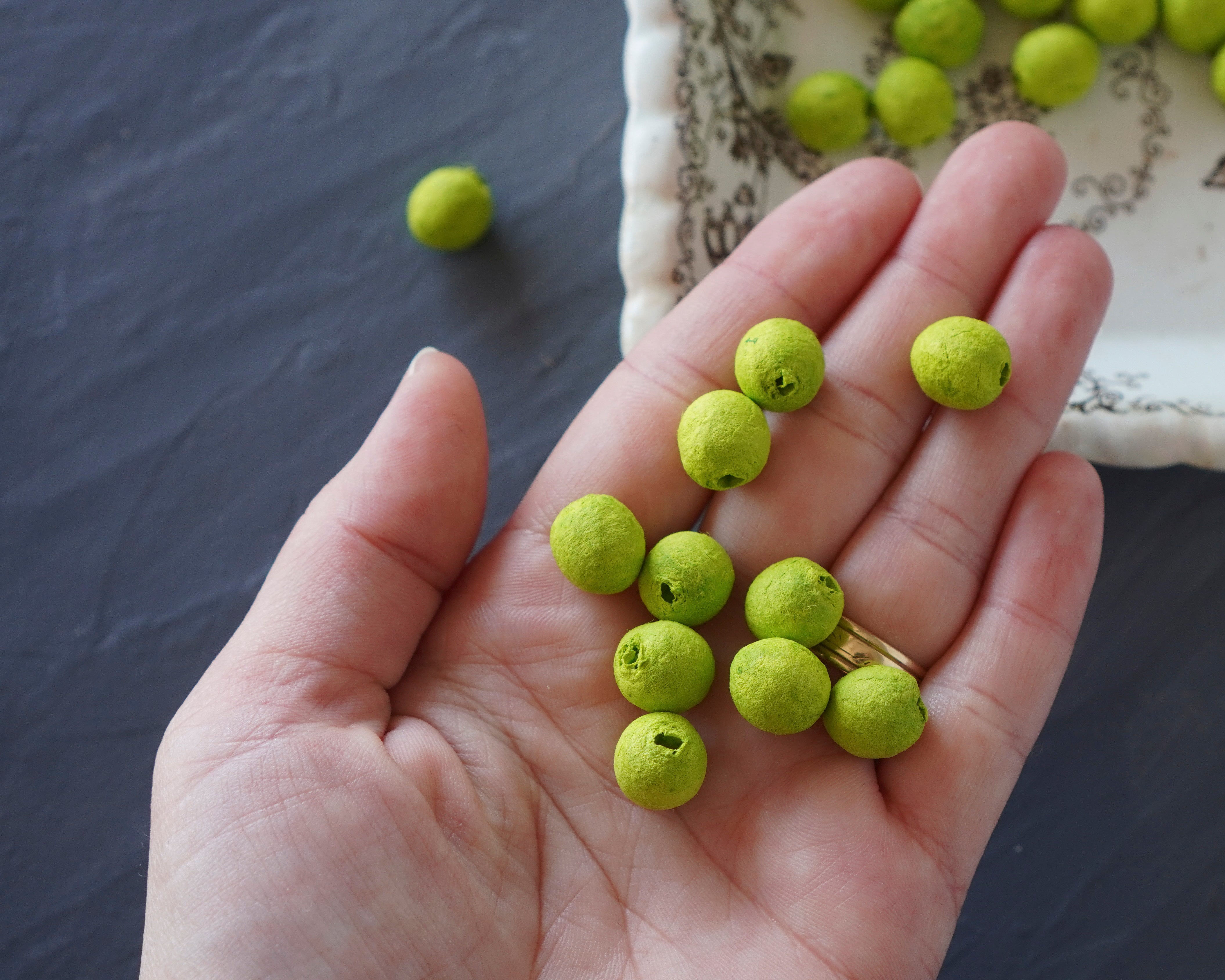 Elf Feet - Lime Green Tinted Spun Cotton Eggs 12x10mm, 24 Pcs.