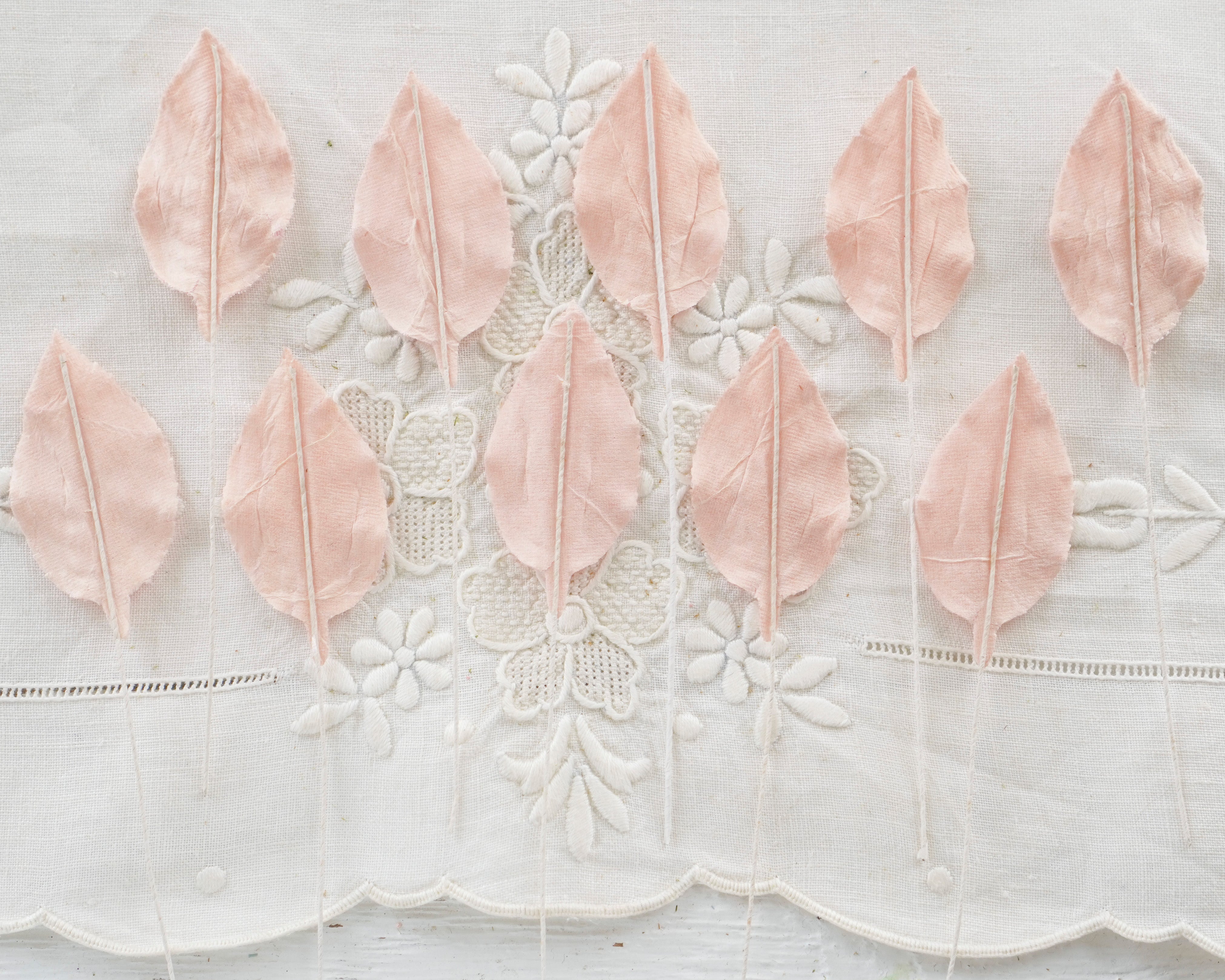 Pink Velvet Leaves, Medium, 10 Pcs.
